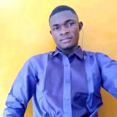 né à mukamba le 27/01/1998.
gradué en psychopeda et licencié en administration
secrétaire général adjoint de LS de nsingi pululu.