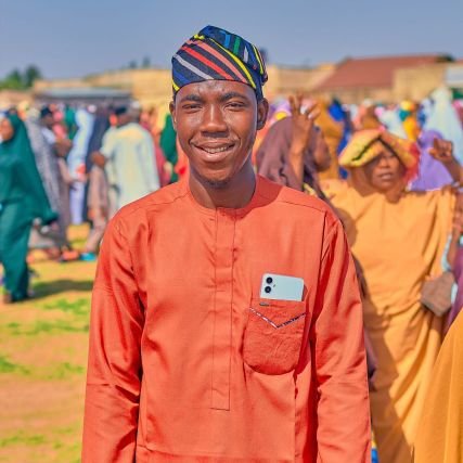 USMANBELLO30357's profile picture. 