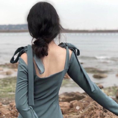 xuips39211836's profile picture. Under the cold appearance, I have a warm heart.