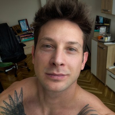 Adult Entertainer, Model, Bodybuilder. 🔞 My SFW profile @Jeid_Vine
Let's Connect 👇