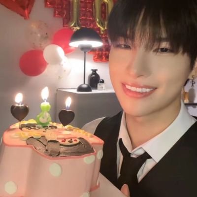 hanjeongwoo_fr's profile picture. Instagram : hanjeongwoo_fr