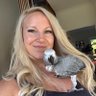 Hannah_and_Lola's profile picture. Independent vet practice owner, bird lover and gym bunny👩🏼‍⚕️🐦🥊🏋🏼‍♂️