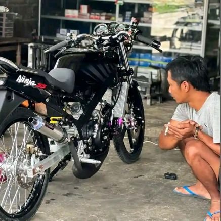 indahbangtt's profile picture. 