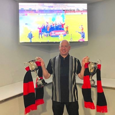 Life is like photography, we develop from the negatives | Essex FA Media Award 2020 | Successful football Chairman | My views are my own | English and proud🇬🇧