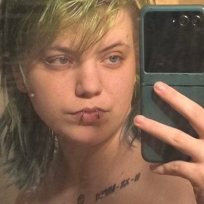 RayVenTen's profile picture. 22 yo artist// currently fixated on the Pitt and my OCs// thinking of opening comms 👀