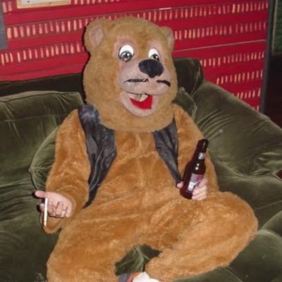 🕷️real midwest emo currently living in the mountains / mcr conspiracy theorist / mean 🕷️ minors dni ⛓️priv is @glenndanzigfan ⛓️