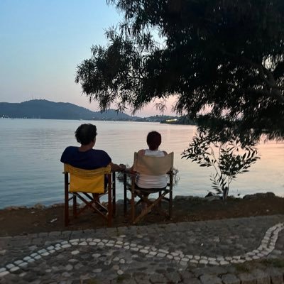 bal_lobiya's profile picture. 👨‍👩‍👧‍👧 🦁 “Trabzonspor, ona hayat verenlerin hayatıdır…”