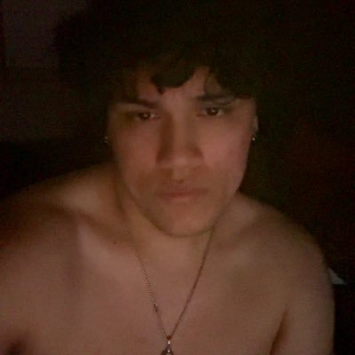 this is my non porn account 😼 ex military, still serving tho 🖤