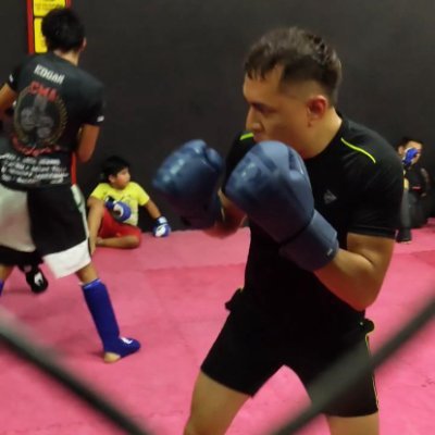 Estudiante Artes Marciales Mixtas Kickboxing, Muay thai & MMA.
Próximamente taekwondo
Ingeniería en Sistemas Computacionales e Industrial
Auditoria en Hotelería