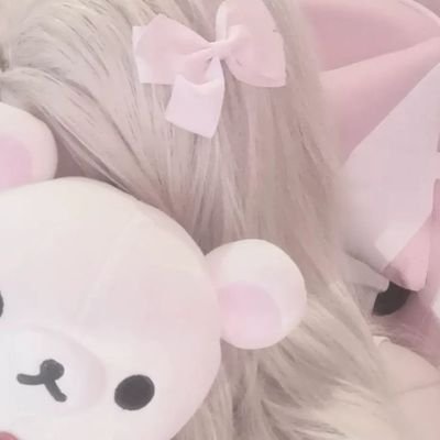 🌷💘h0ŕny hours 24/7💕🐰
sweet & innocent lil girly