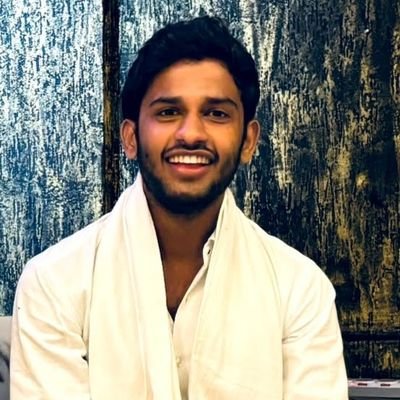 mayank_yad1237's profile picture. 