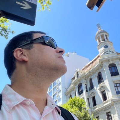 sebaleroi's profile picture. “Tan alta vida espero, que muero porque no muero “. 🇺🇾🇻🇦🇬🇧 🇦🇷 🇪🇸 🇮🇹 🇧🇷 🇨🇴 🇲🇽 🇨🇺 🇵🇦