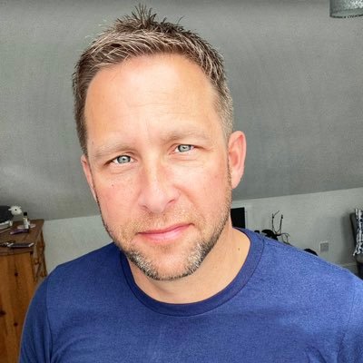 Proudly served in the UK Fire and Rescue Service. 🚒 Passionate about leadership and supporter of the UK Emergency Services. The Firefighters Podcast