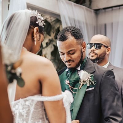 Mathematician ➕ 🔢 ||°° Gamer 🤓 🎮 ||°° Married to my Best Friend🐧💞 💍||°° Fitness enthusiast 💪🏾
