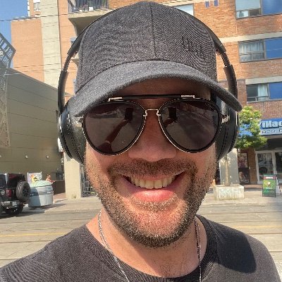 zachaysan's profile picture. 