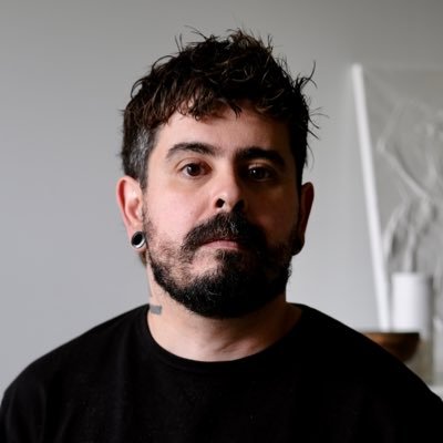 Design Director making pretty things for clients like Nike, Meta, Google, Yuga Labs, Peacock.