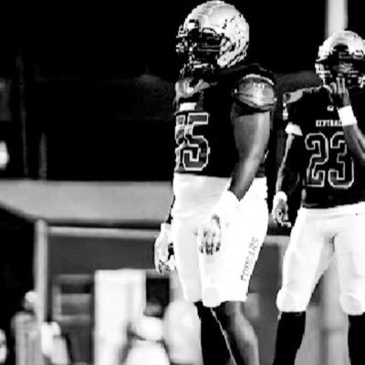 class26/5’11/274/DT/DE/Go to Jackson Central Merry high schools)I bench,280 I squat 465 I I I clean 235 I deadlift 455 my number is 731-225-3585