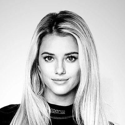 //29 MDNIR/Parody Account/
WORL WIDE IT-GIRL
Daughter of Speed
British driver for Apx GP junior Driver
#99
Race to perfection