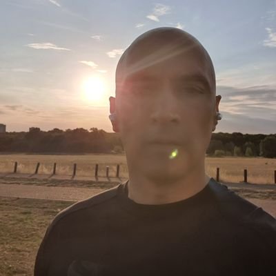 Alan_V9's profile picture. 