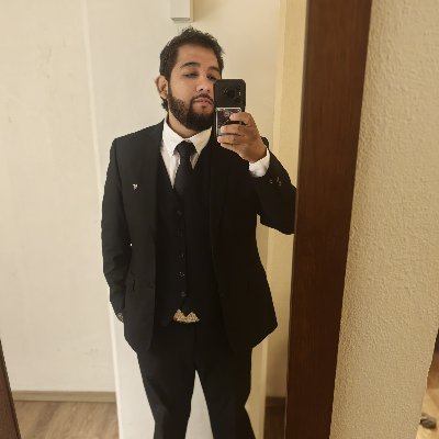 Abogado penalista, ando en botas para pisar a gusto las espinas