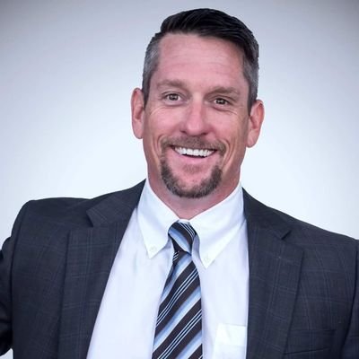 FarkasBrya37921's profile picture. God, family, country
       
Make America great ✊