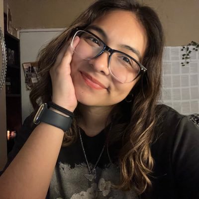 sherlynsvault's profile picture. embracing the chaos of words