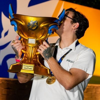 ManoFrizer Profile