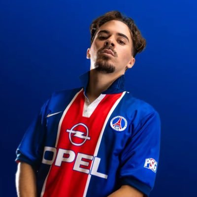 k23psg's profile picture. allez Paris 💙❤️ Ici c’est Paris ❤️💙 انا بطل اوروبا 🏆