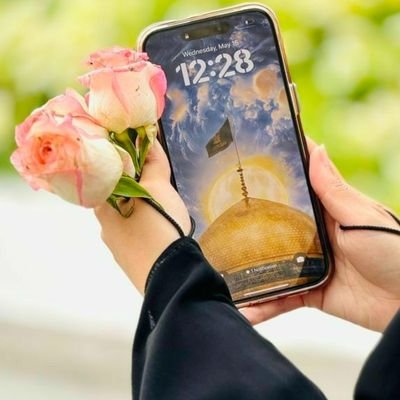 banoonoroze313's profile picture. حضرت زهرا(س) هم مادر بود، هم مربی، هم مبارز، هم روشنگر.
زن مسلمان یک‌بعدی نیست؛
چندبعدی و تمدن‌ساز است.