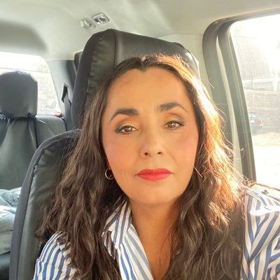 Mamá de Sofía y Emilio, contadora comprometida con su profesión y su Durango.