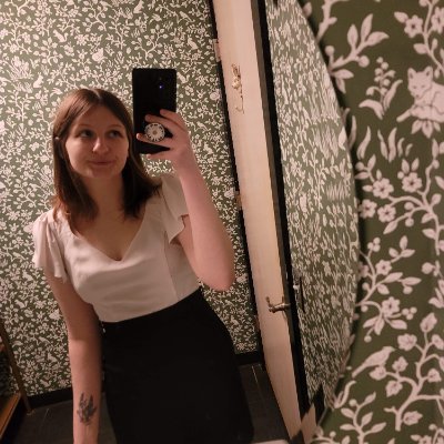 newphonewhudis's profile picture. life is soup, i am spork.