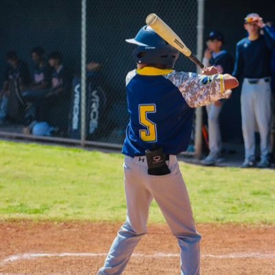 SJoshua_42's profile picture. Student and Athlete 🏈⚾️🏌🏼‍♂️🏃🏽‍♂️ I just scroll through X