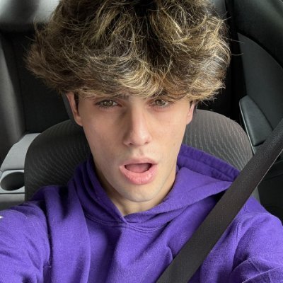 Tap this rn it’s 75% only today don’t miss out on seeing this huge🌶️😩