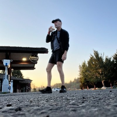 bigdigits013042's profile picture. 