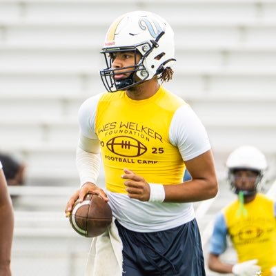 quarterback Putnam city west high school 6’0 205 lbs 3.714gpa class of 2028 email jamesjanzen877@gmail.com