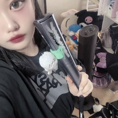 m_y__1008's profile picture. 