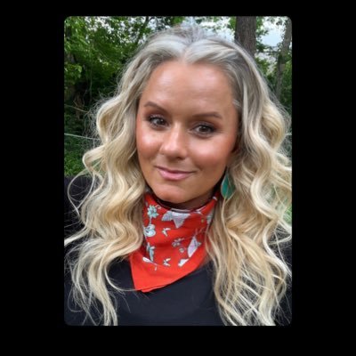 Dog mom…educational leader...change maker...non-carnivore...happiness chooser...creek lover...Appalachian proud...living a life of service