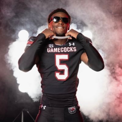 NCAA ID# 2304869406 | Woodlawn HS | C/o 26 | DB | 6’2” | 175lbs | @GamecockFB commit🐔#SpursUp 🤙🏾| HC: @C_Williams_FB | Hudl: https://t.co/2AUEh9zGol