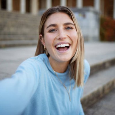 harriet90326's profile picture. Content Creator