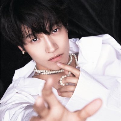 Aぇ!group(関西推し)Aぇ!が6人の時からの古参です💚💙💛🧡❤️💜5人になっても箱推し密かに💚担です( ˊᵕˋ*)