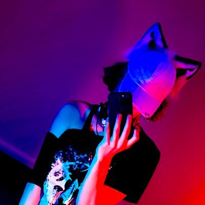 23 | bi poly nb femboy | 🌺 @_ar_ty_ 🤍 | fallen angel boy | MDNI | any/all, he/him preferred | DM on 0F | 🇩🇪🇦🇺