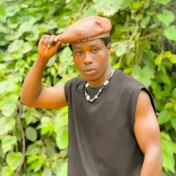 NEVER GIVE UP E GET WHY
A RUGBY PLAYER
AN ARTIST
A NOLLYWOOD ACTOR
UP COMING NOLLYWOOD DIRECTOR