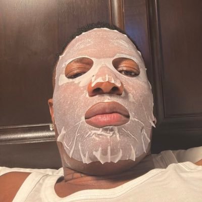 Olaa__kush's profile picture. Can't stop won't stop 🔞 Aries ♈ #Wizkidfc❤️🖤🦅 #MUN #RMA Cristiano 🐐