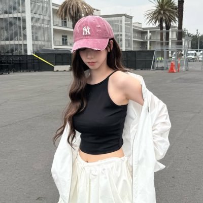 pearnfreesia's profile picture. ⋆｡˚ ❄️ ˚♡ sbt acc˚♡ ❄️⋆｡˚