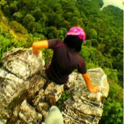 justasunchaser's profile picture. Created this account for personal & Only for #freenbecky (old acc suspended 😢)