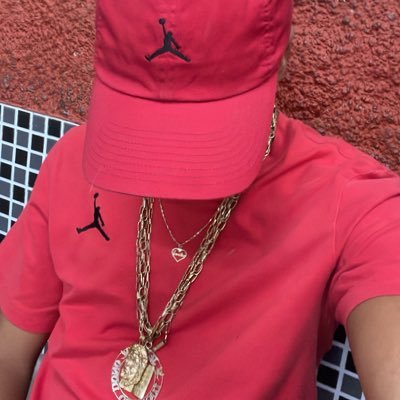 •sdds eterna vô ⭐️❤️ Lucas G👼🏽❤️Pedro G👼🏽❤️•Deus conhece o meu coração e me protege• https://t.co/ntMyzyfldU