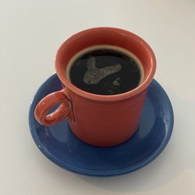 ___eggtartt's profile picture. 无论做什么事，相信自己，别让别人的一句话将你击倒。ฉันก็แค่อยากเป็นคนที่อ่านนิยายทั้งวันและร่ำรวย, สเปค : พระเอกนิยาย 🫶🏻 —— 🪴📖🎧🍊☁️