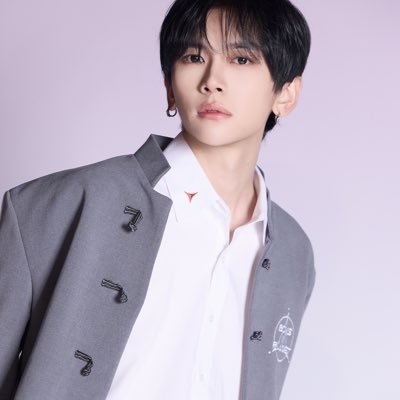 fanbase for #ZHAOGUANGXU #자오광쉬 #BOYS2PLANET If you have any requests or questions, please contact us by DM💬📨 #lynnyangi #りんにゃんず #린냥즈 #蘑菇猫