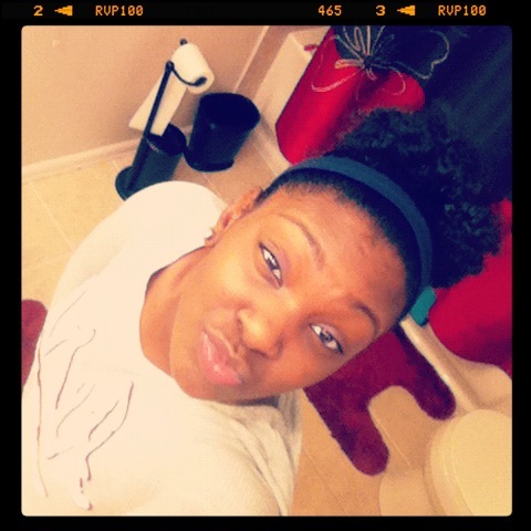 Hey Liyah here follow me and i will follow back Muahhh!! #TeamBeyonce #TeamLeo  #TeamTyga #NewYork