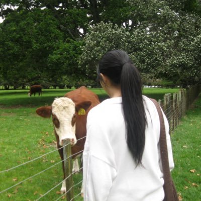 ella080407's profile picture. 